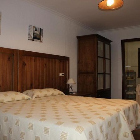 מלון Trescares Hostal Monte Rio מראה חיצוני תמונה